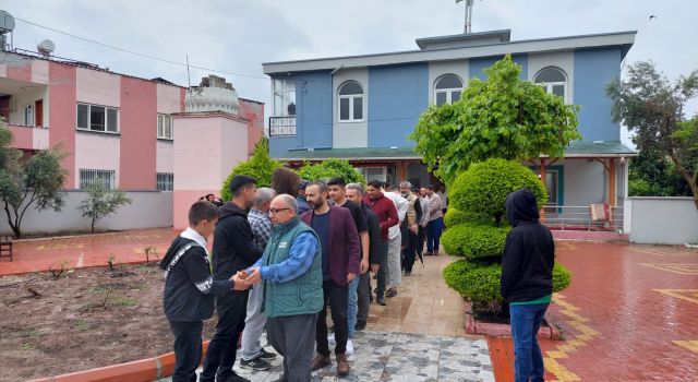 Toprakkale ’de bayram namazında camiler doldu taştı