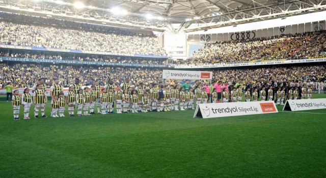 Trendyol Süper Lig: Fenebrahçe: 0 - Beşiktaş: 0 (Maç devam ediyor)