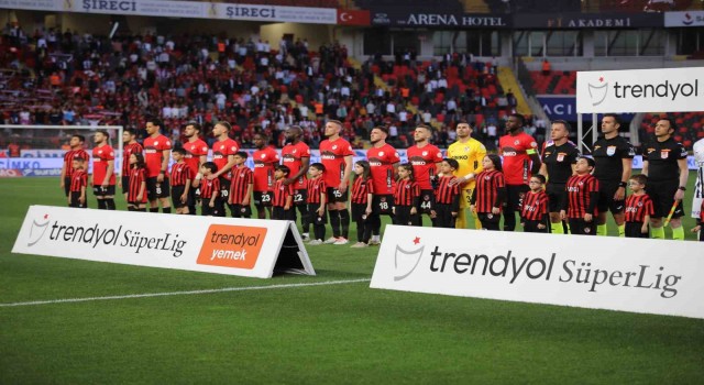 Trendyol Süper Lig: Gaziantep FK: 1 - Kasımpaşa: 0 (Maç devam ediyor)