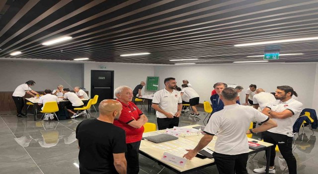 UEFA Pro Lisans Antrenör Eğitim Programının liderlik modülü başladı