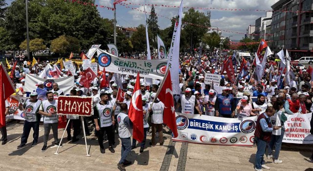 Uşakta 1 Mayıs Emek ve Dayanışma Günü etkinliklerle kutlandı