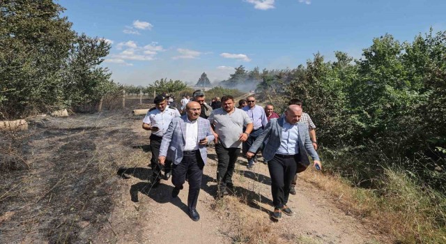 Valilikten Bursadaki yangınla ilgili açıklama: Karadan ve havadan yangını söndürmek için seferber olduk”